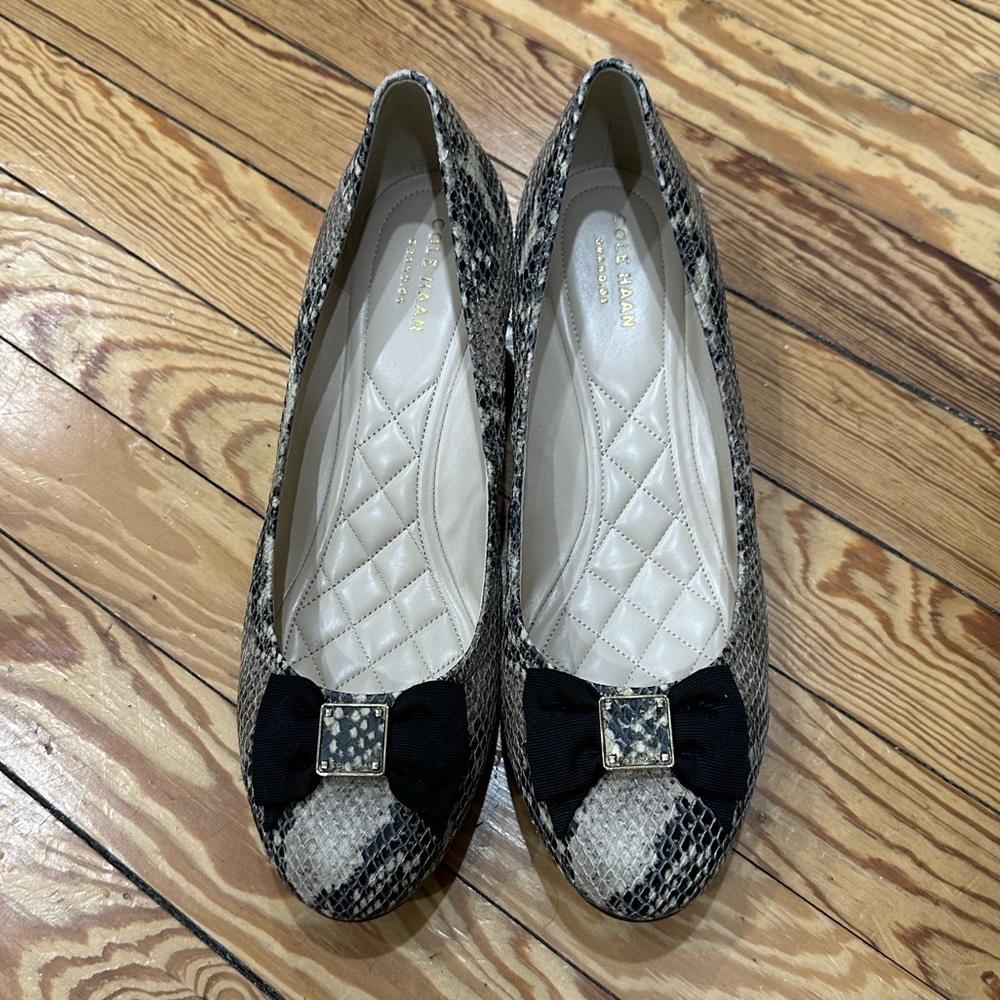 New Cole Haan Talli Snake Print Leather
Bow Wedge Shoes